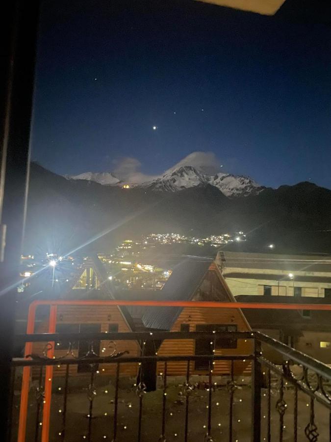 Hotel Iveria Kazbegi Exterior foto